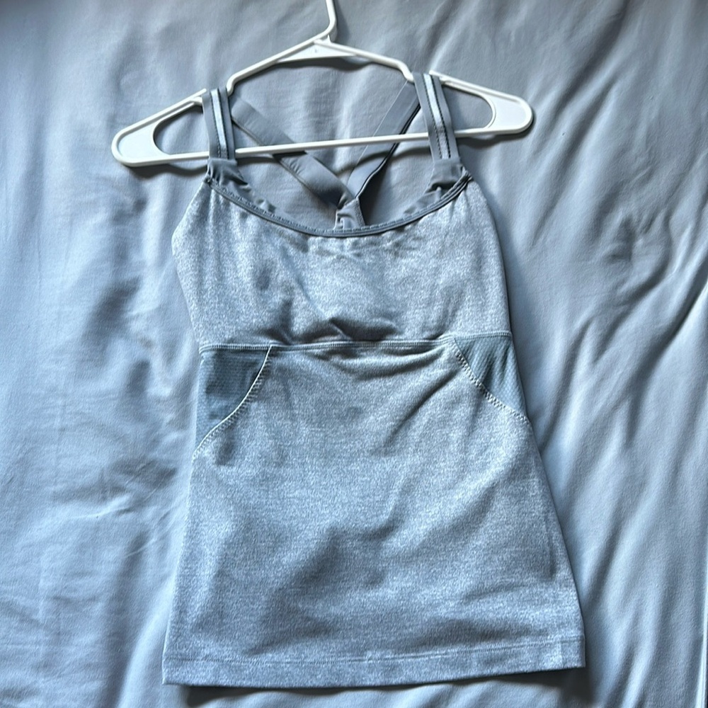 Lululemon tank top
